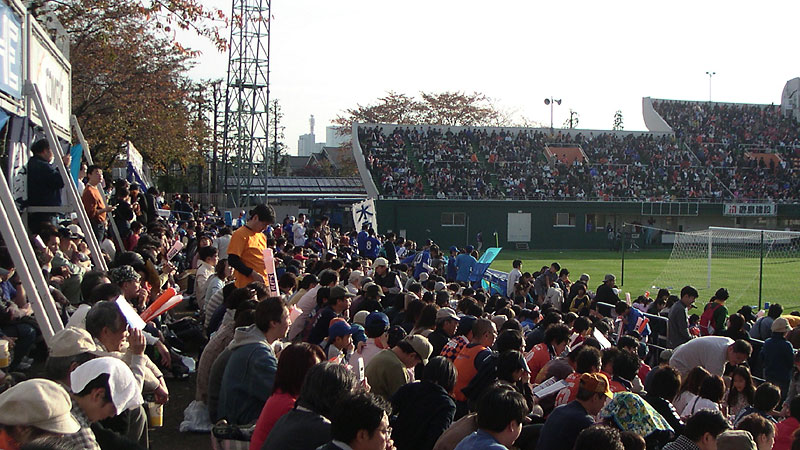 大宮公園サッカー場サイドスタンド