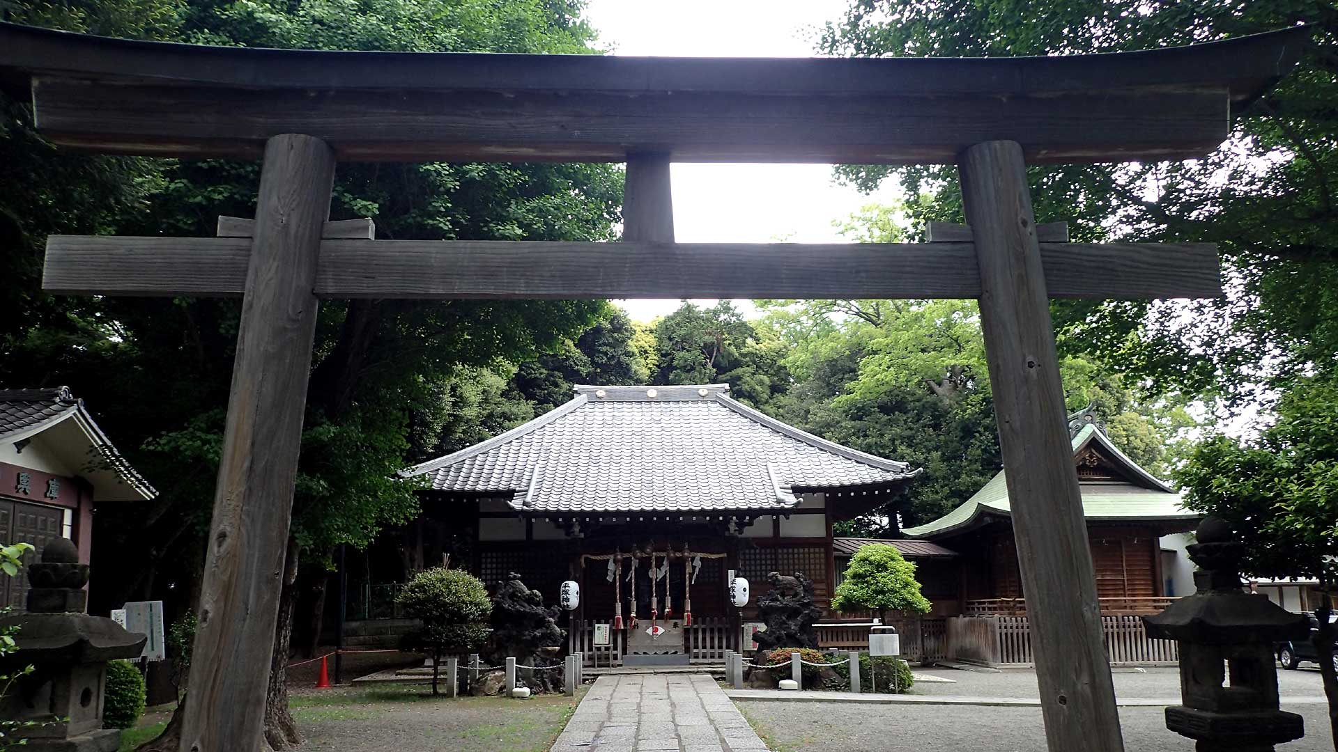 平塚神社拝殿