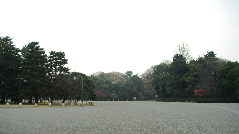 京都御所の整備された参道